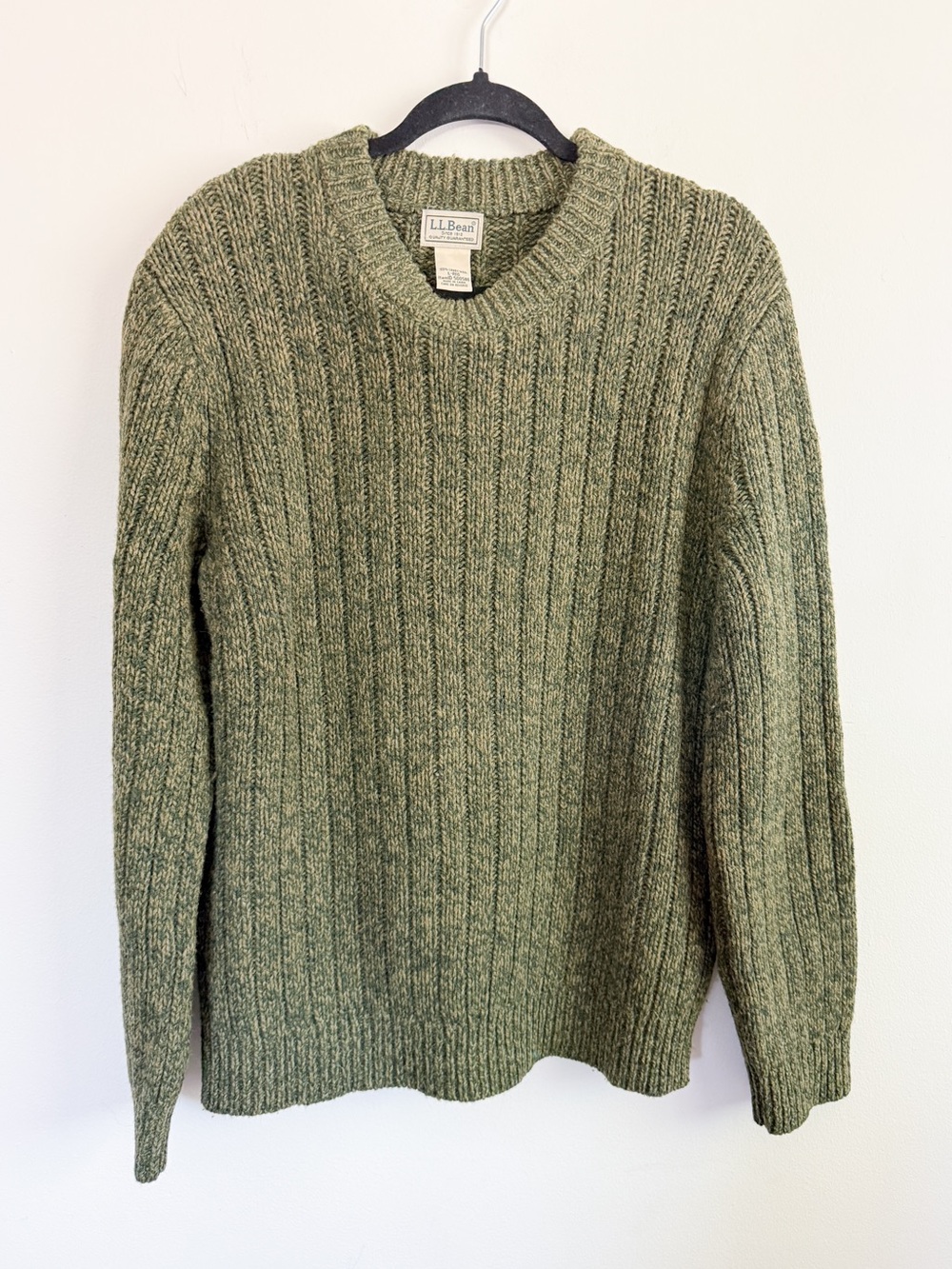L.L. Bean women’s Green Rib 100% Lambswool Knit Sweater